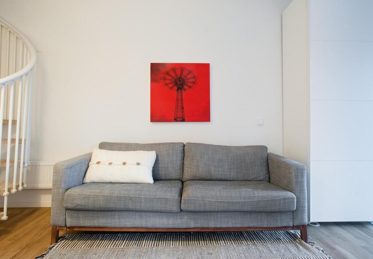 Townhouse On Arlanda Stockholm Metro Line - Easy Checkin Βίλα Sollentuna Εξωτερικό φωτογραφία