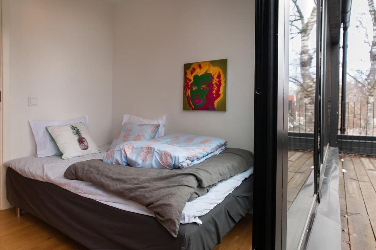 Townhouse On Arlanda Stockholm Metro Line - Easy Checkin Βίλα Sollentuna Εξωτερικό φωτογραφία